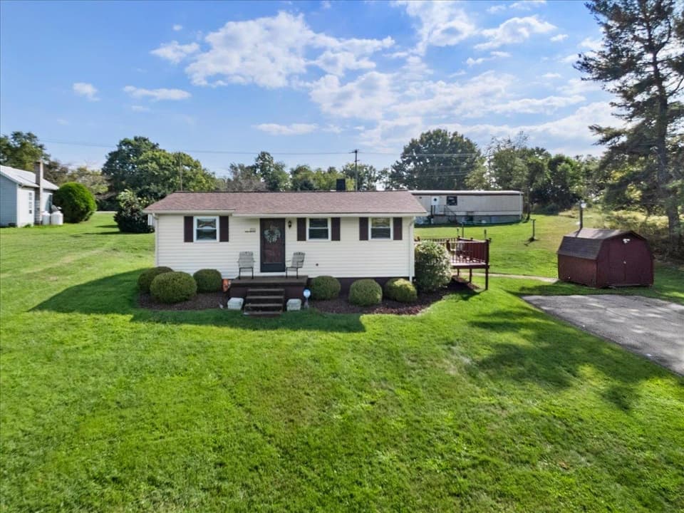 1551 Peppers Fry Road NW, photo 3 of 37