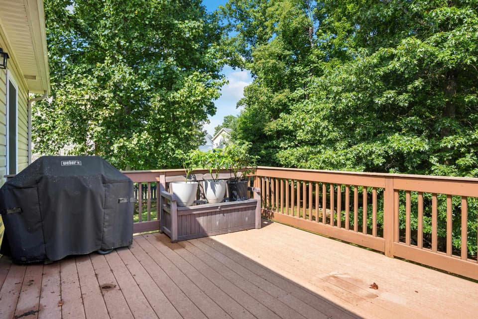 925 Brooklyn Avenue, photo 13 of 40