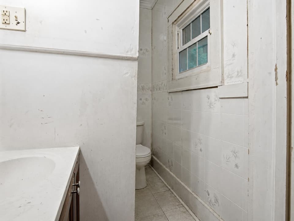 106 Roanoke Street, photo 18 of 24