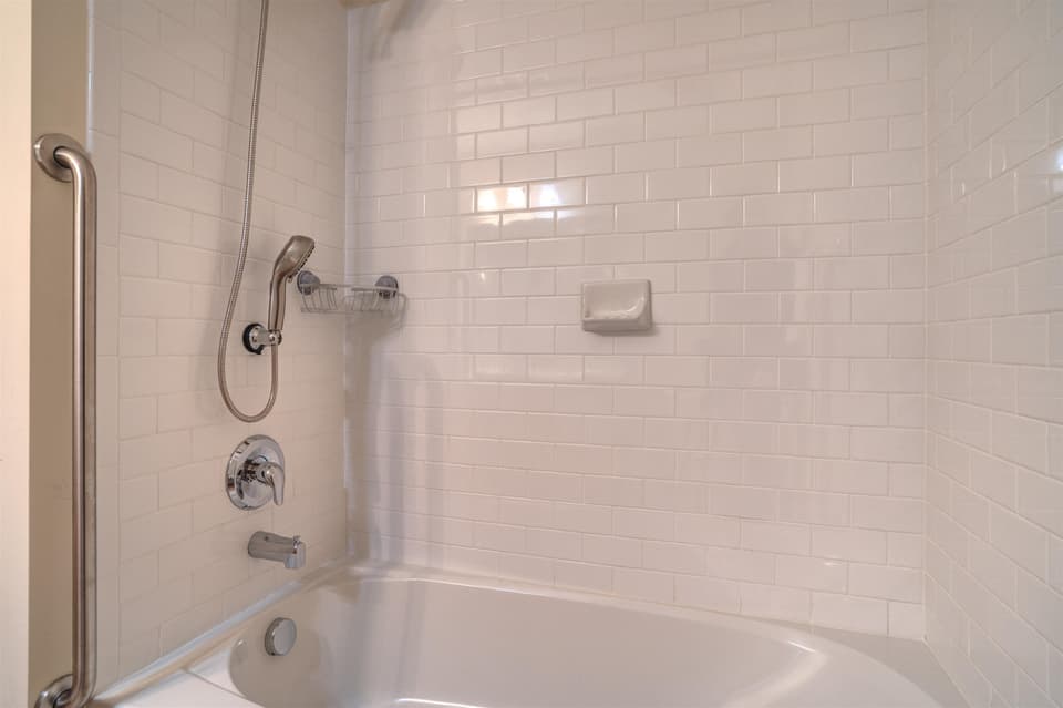 410 32-2 Revolution Circle NW Unit 322, photo 26 of 40