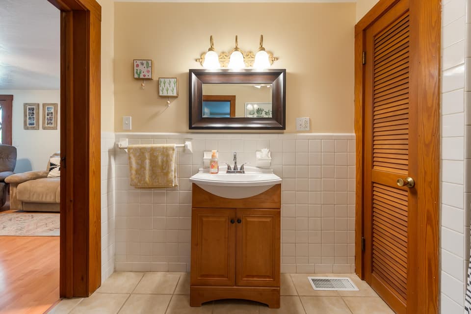 2056 Radford Road, photo 27 of 40
