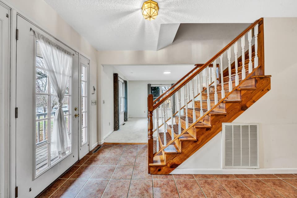 1754 Mud Pike Road, photo 6 of 38