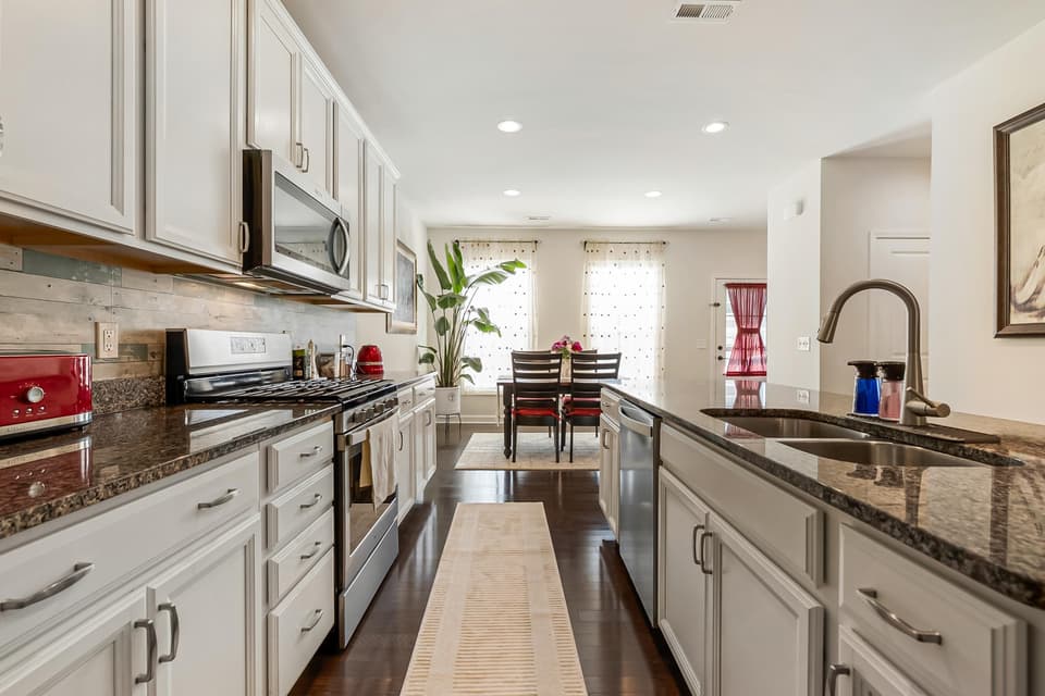 265 Hamilton Avenue, photo 13 of 40
