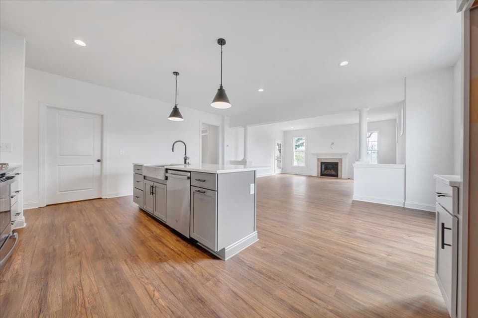 1027 Round Meadow Drive, photo 9 of 40