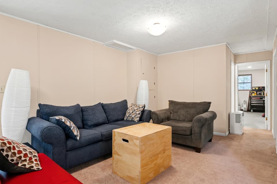 415 Tomahawk Drive, photo 29 of 40