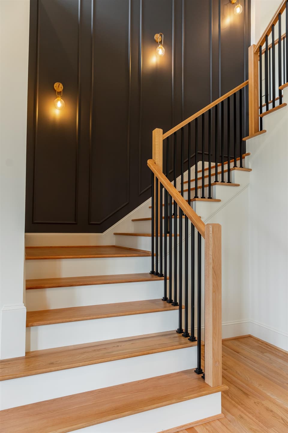 2240 Peakland Way, photo 15 of 40
