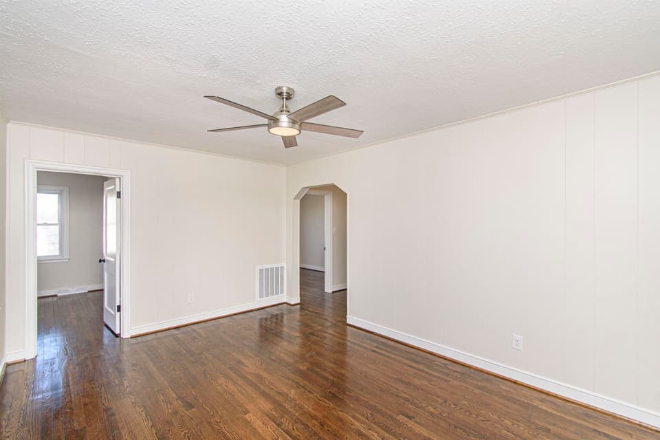 27 Lee Hy Court, photo 8 of 40
