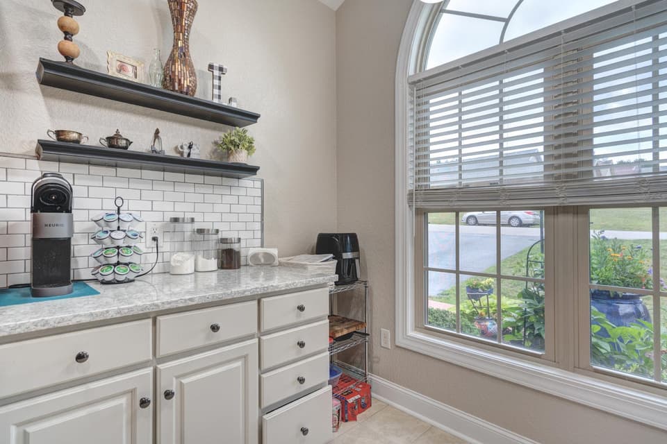 175 Melody Drive, photo 14 of 40