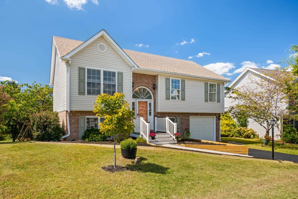 115 Tula Circle, photo 4 of 40