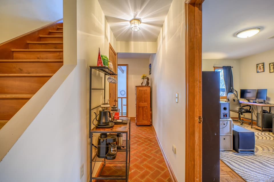 1138 Round Meadow Drive, photo 25 of 40