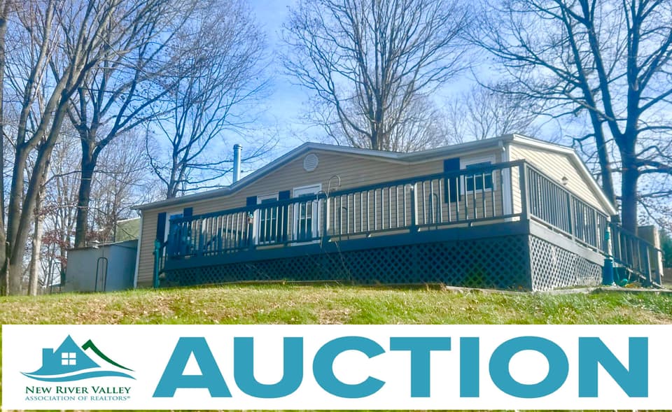 505 North Drive, Christiansburg, VA