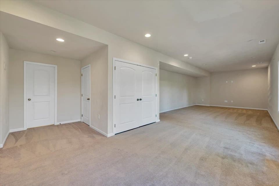 1140 Crosscreek Drive, photo 31 of 40