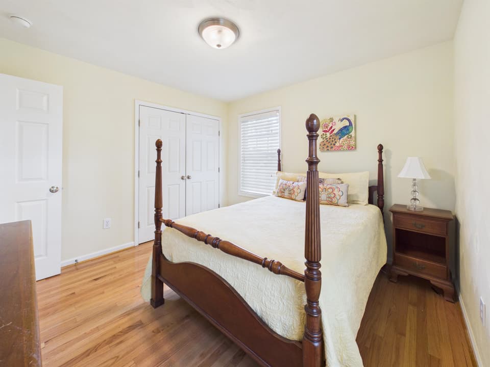 1130 Crosscreek Drive, photo 32 of 40