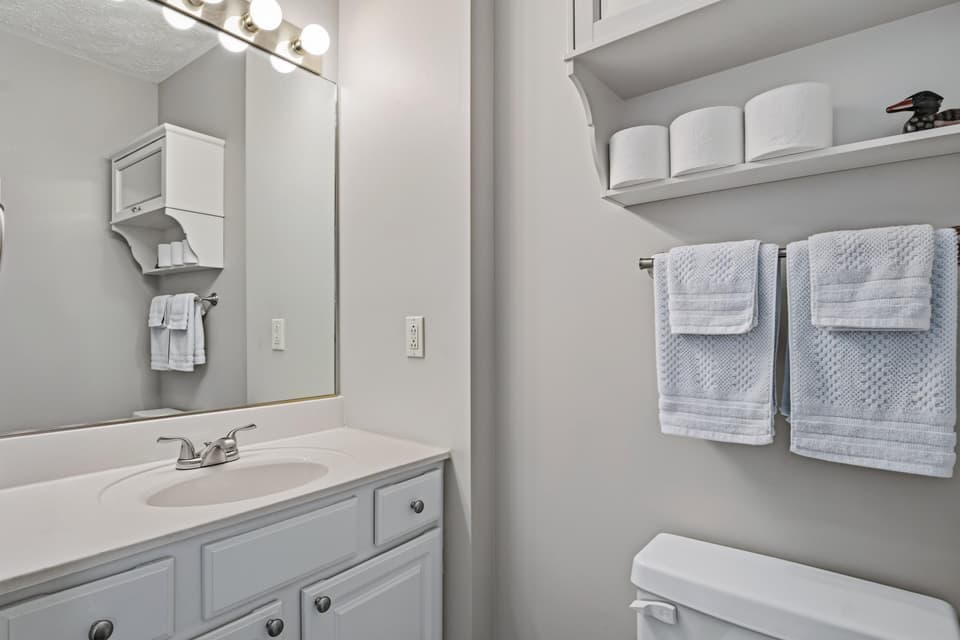 145 Blue Leaf Drive, photo 25 of 40