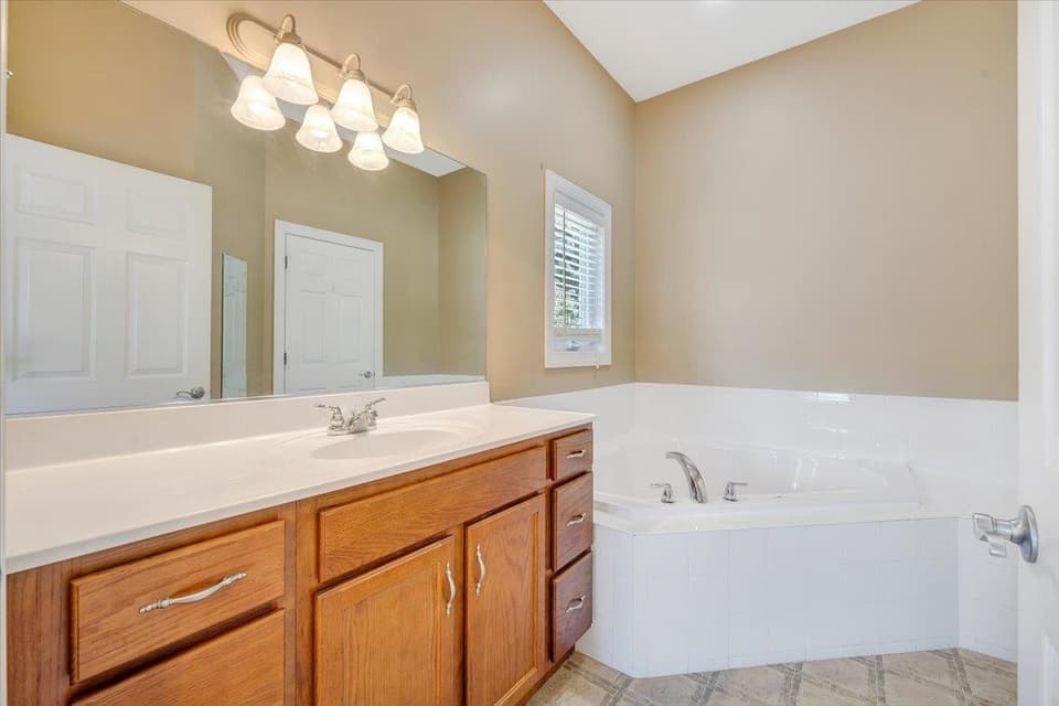 230 Meadow Drive, photo 23 of 40