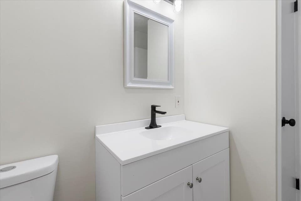 235 Lucas Street NE, photo 19 of 20