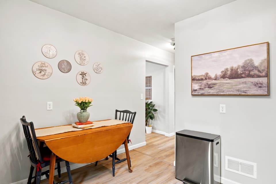 255 Fisher Street SE, photo 14 of 40