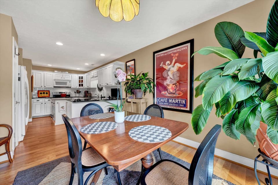 416 Miller Street, photo 17 of 40