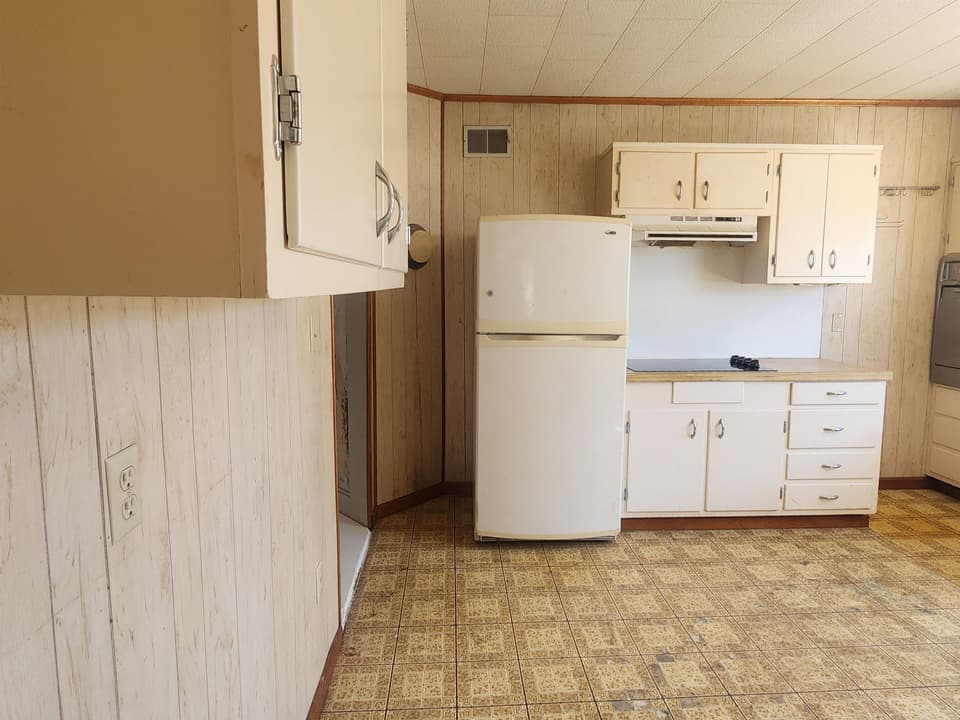 365 Clearview Drive, photo 23 of 40