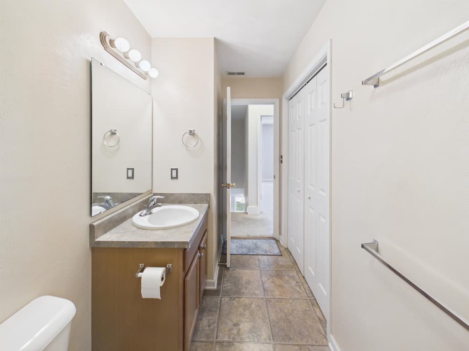 215 Sequoia Circle NW, photo 20 of 40