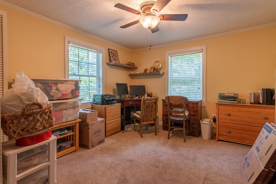 700 Black Bear Run Rd, photo 9 of 39