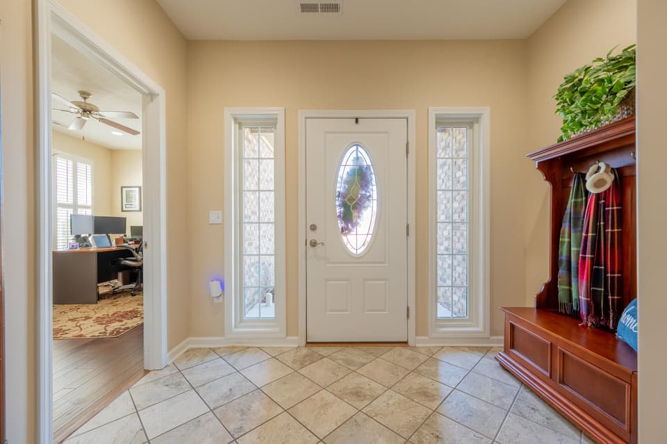 345 Colin Reid Pass NW, photo 9 of 40