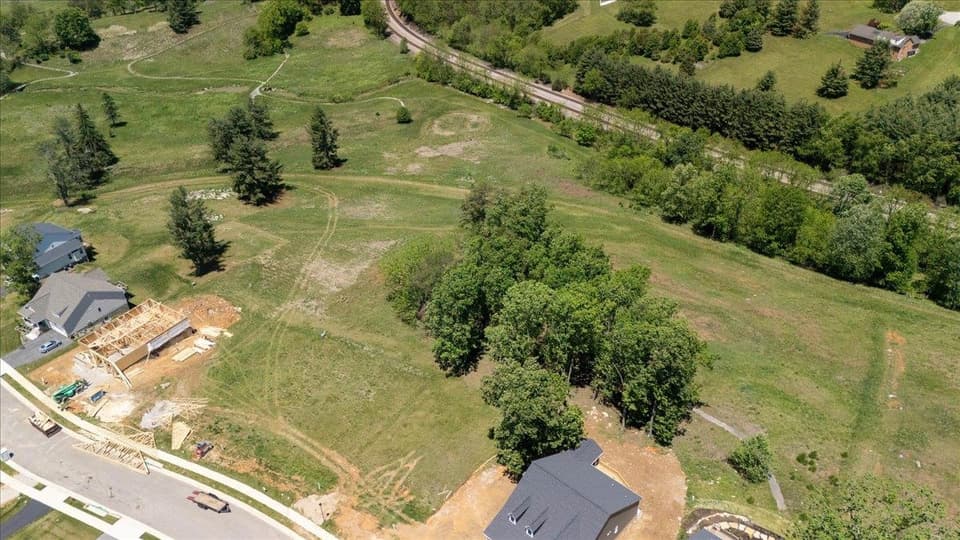 1004 Round Meadow Drive, photo 3 of 6