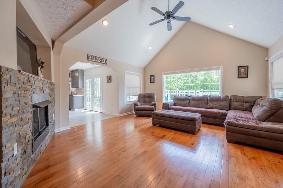 2977 Spaulding Road, photo 16 of 40