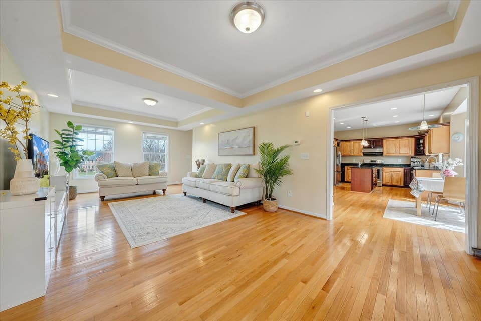 2065 Lake Vista Drive, photo 11 of 40