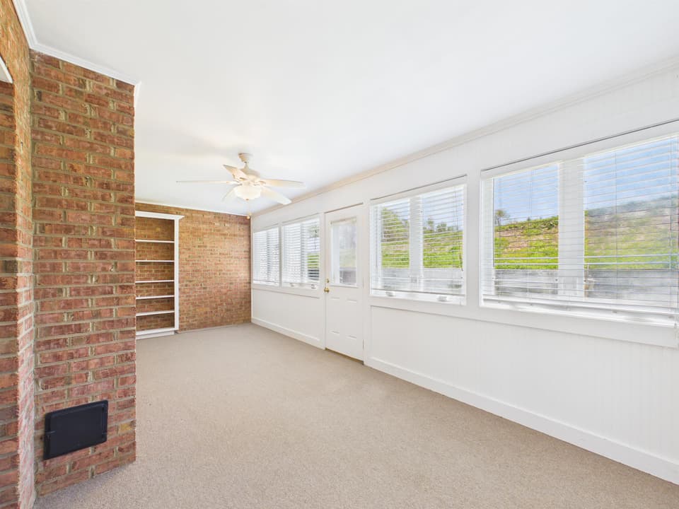 218 Wheatland Court, photo 24 of 29