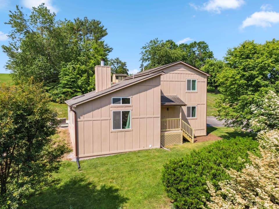 475 Chrisman Street, Christiansburg, photo 2