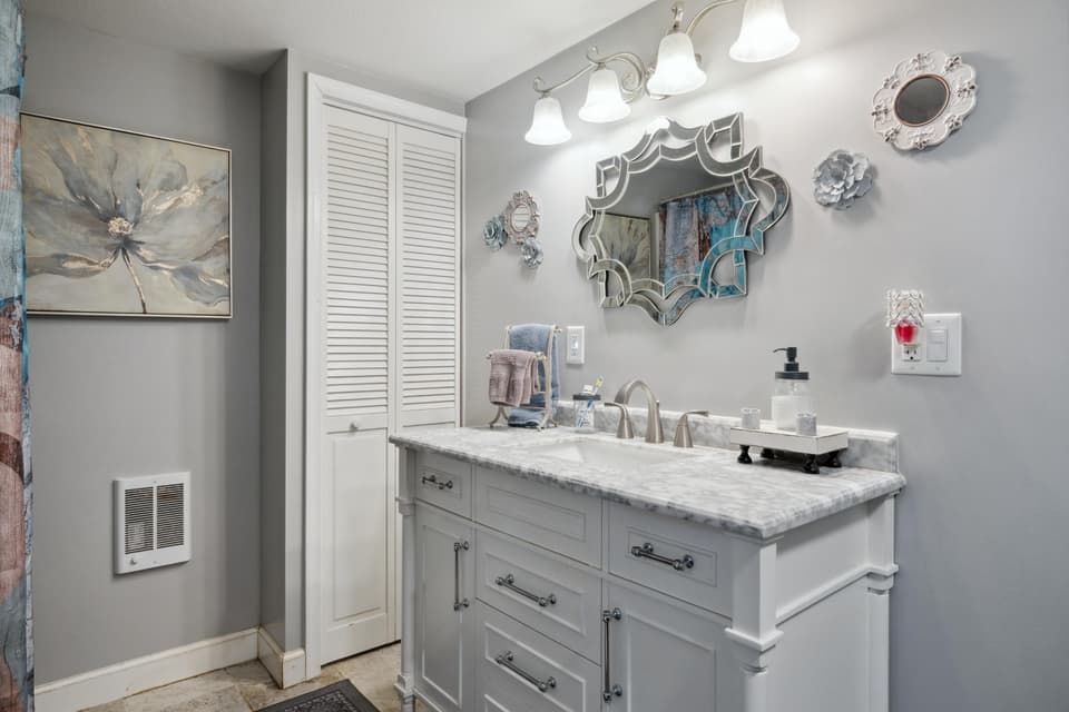 189 Pine Hollow Road, photo 21 of 28