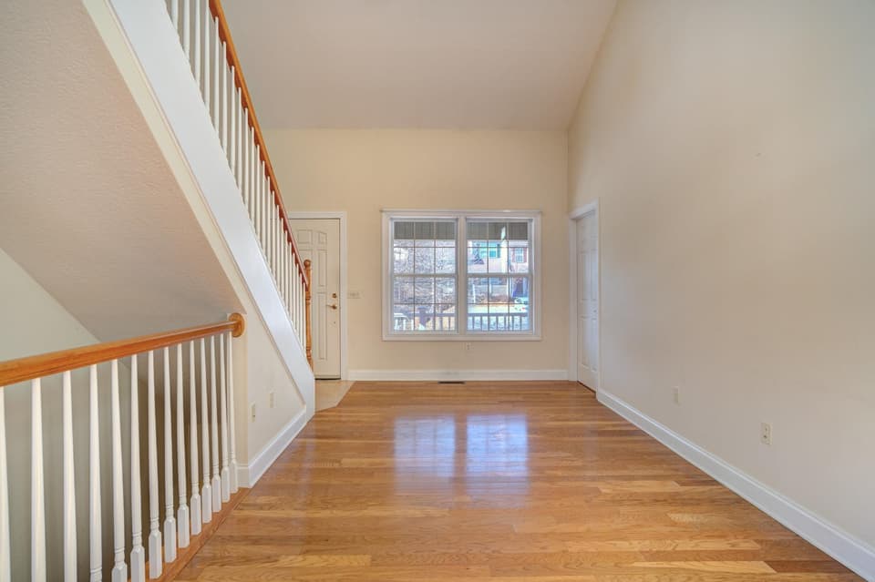 185 Blue Leaf Drive, photo 15 of 40