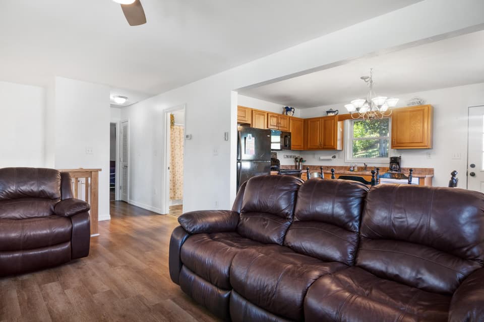 3494 Roanoke Street, photo 13 of 30