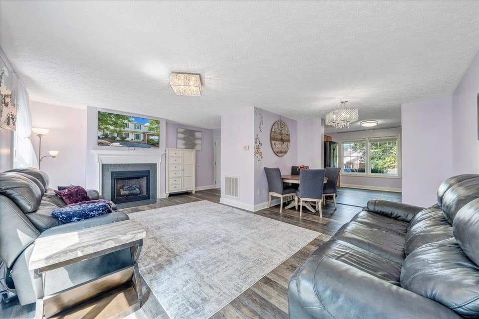 1165 Oak Tree Boulevard NW, photo 3 of 40
