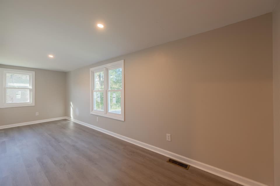 854 Den Hill Road, photo 17 of 40