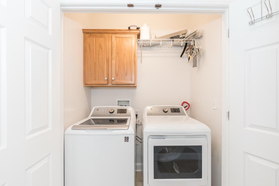 225 Meadow Dr NW, photo 28 of 34