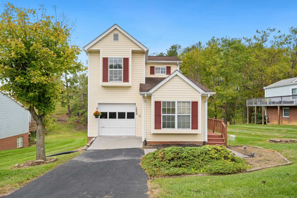 1630 Sleepy Hollow Road, Christiansburg, VA