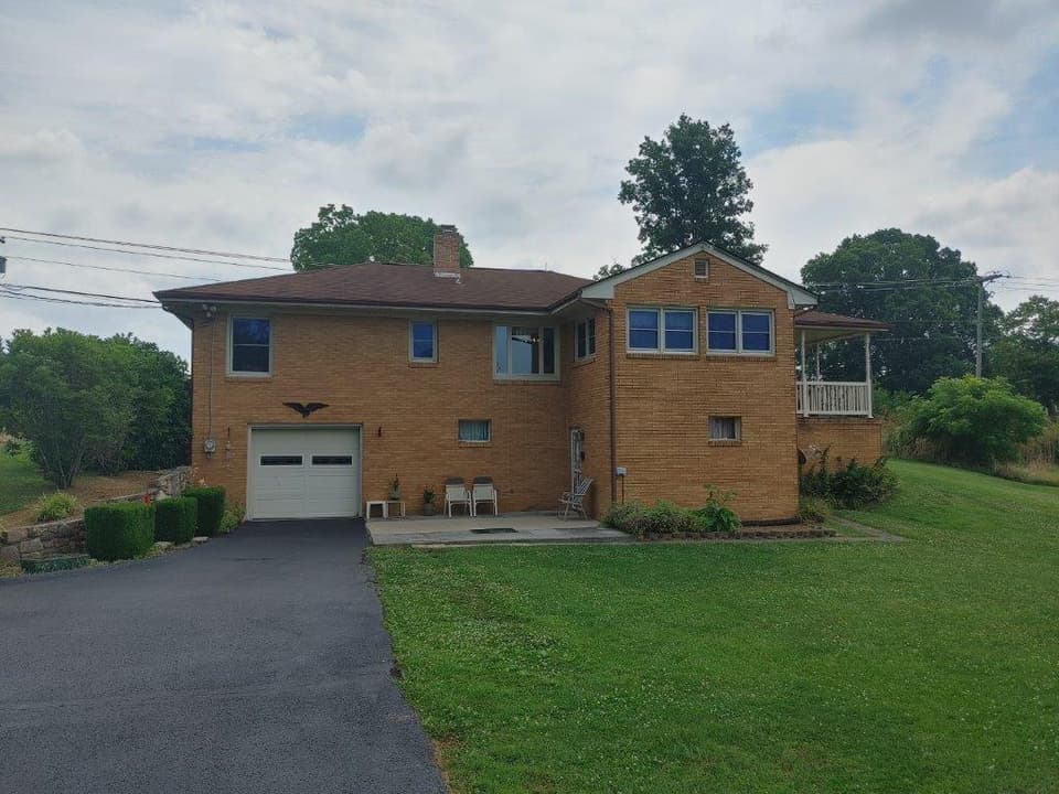3245 Riner Rd, photo 5 of 31