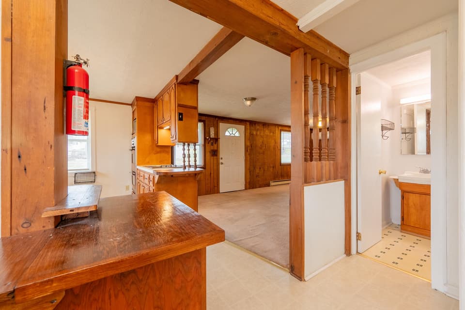 1410 King Street, photo 8 of 20