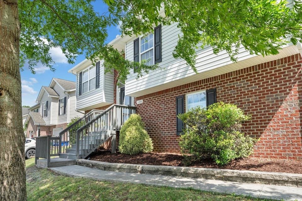 100 Wistaria Drive, photo 35 of 36