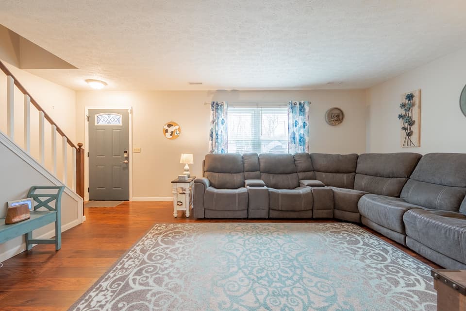 315 Cherokee Drive Unit A, photo 9 of 40