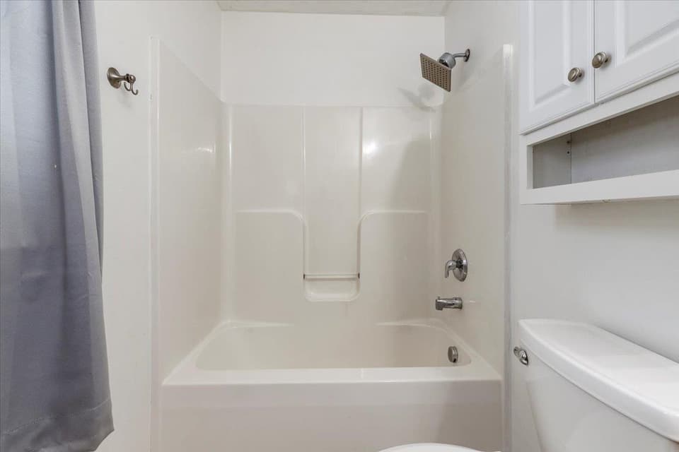 110 Sage Lane, photo 25 of 40