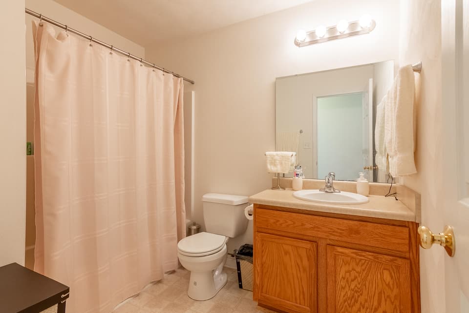 200 Wistaria Drive, photo 23 of 35