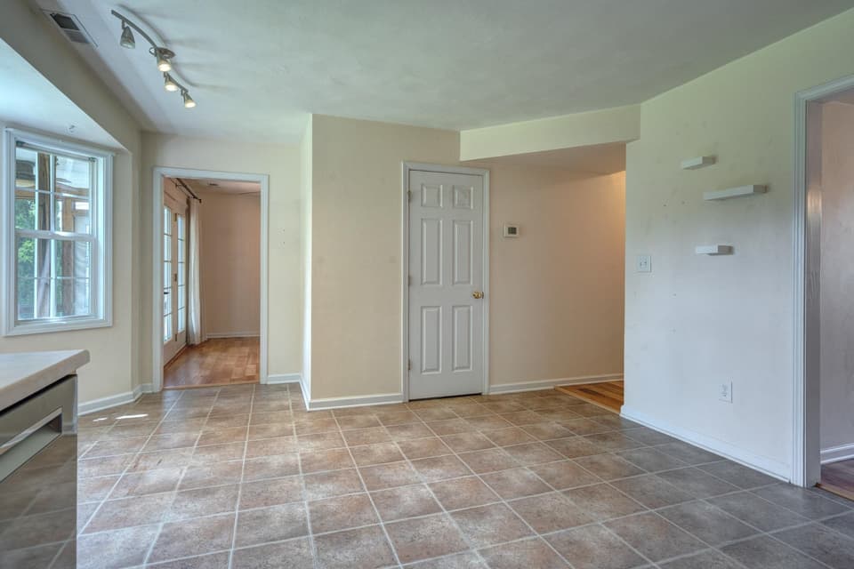 250 Sequoia Circle NW, photo 17 of 37