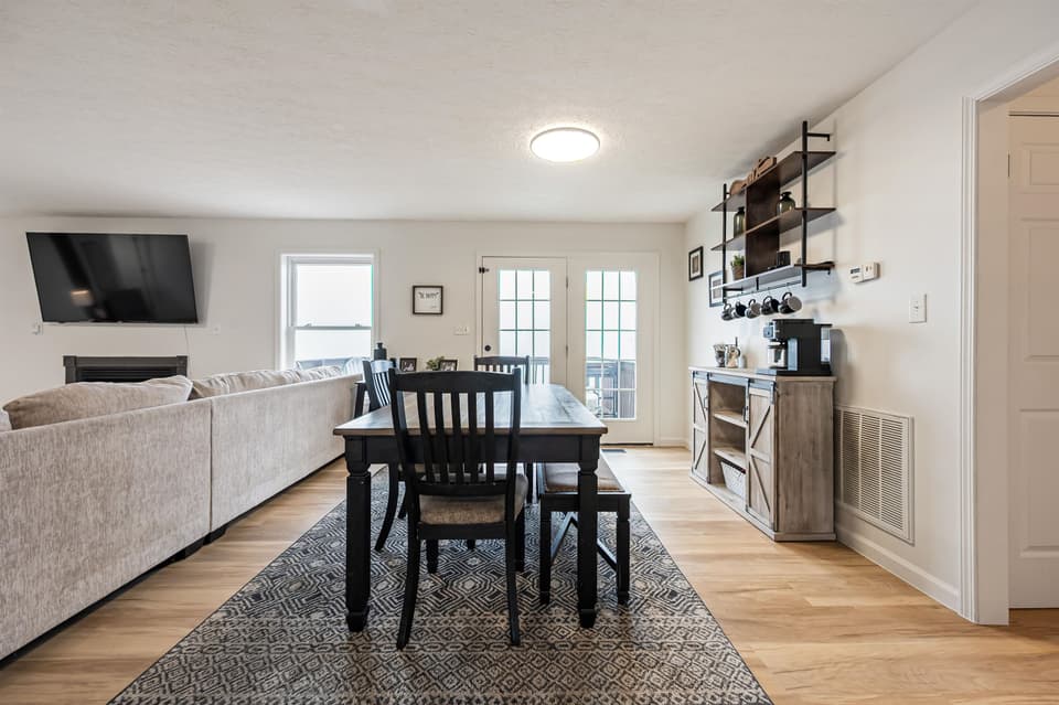 50 Woodridge Drive, photo 14 of 40