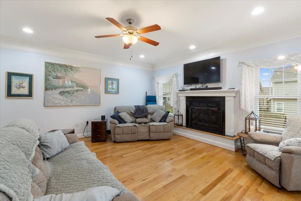 300 Roudabush Drive NW, photo 21 of 40