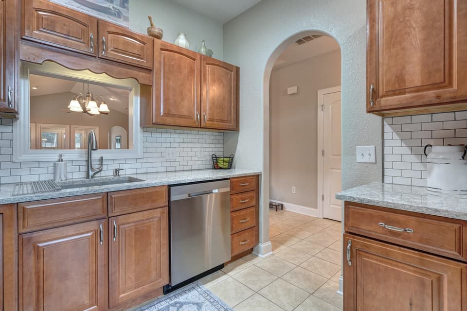 175 Melody Drive, photo 18 of 40