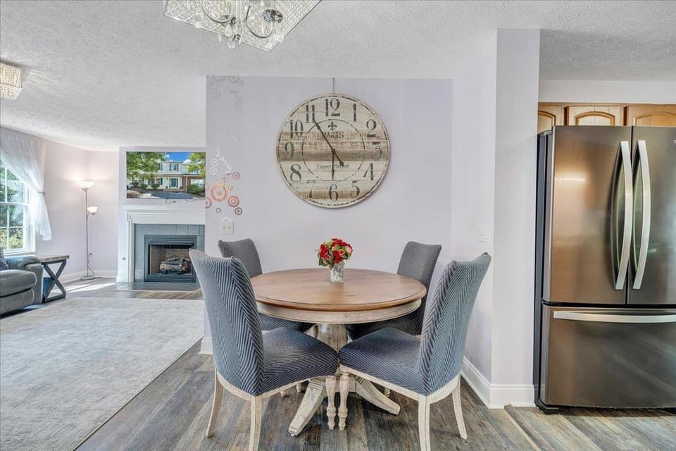 1165 Oak Tree Boulevard NW, photo 10 of 40