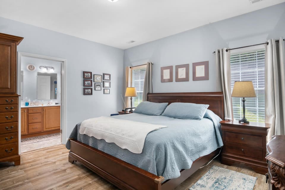 300 Vinnie Avenue, photo 18 of 34